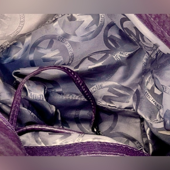 EUC Michael Kors Boho Chain & Leather Linked Strapped Soft Wine Pebbled Leather - Picture 4 of 5